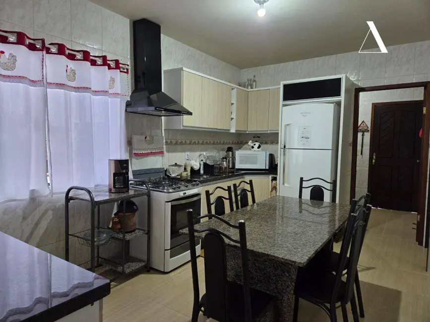 Foto 5 de Casa com 2 quartos à venda, 364m2 em Parque Guarani, Joinville - SC