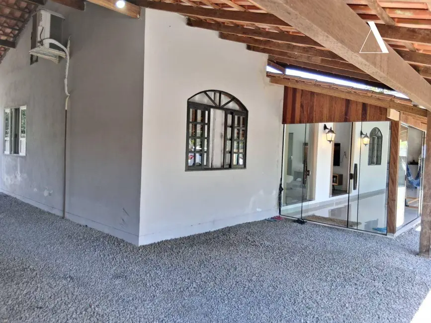 Foto 2 de Casa com 3 quartos à venda, 494m2 em Itinga, Joinville - SC