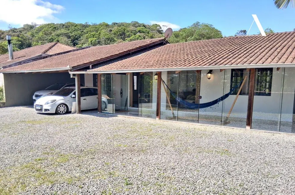 Casa com 3 quartos à venda, 494m2 em Itinga, Joinville - SC - imagem 1 Foto 1 de Casa com 3 quartos à venda, 494m2 em Itinga, Joinville - SC