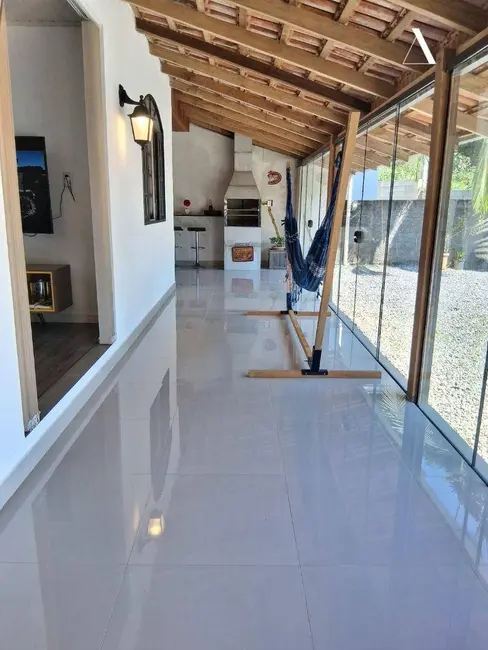 Foto 3 de Casa com 3 quartos à venda, 494m2 em Itinga, Joinville - SC