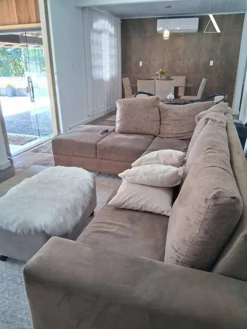 Foto 6 de Casa com 3 quartos à venda, 494m2 em Itinga, Joinville - SC