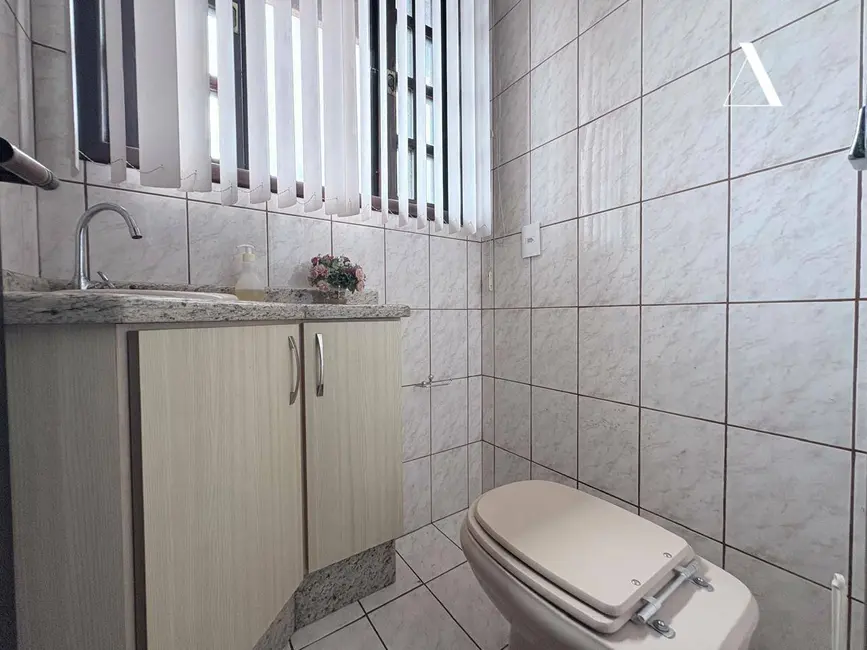 Casa com 4 quartos à venda, 480m2 em Costa e Silva, Joinville - SC - imagem 4 Foto 4 de Casa com 4 quartos à venda, 480m2 em Costa e Silva, Joinville - SC