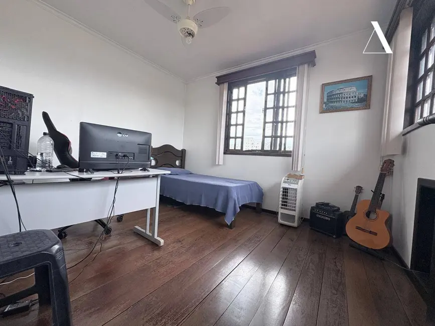 Casa com 4 quartos à venda, 480m2 em Costa e Silva, Joinville - SC - imagem 3 Foto 3 de Casa com 4 quartos à venda, 480m2 em Costa e Silva, Joinville - SC