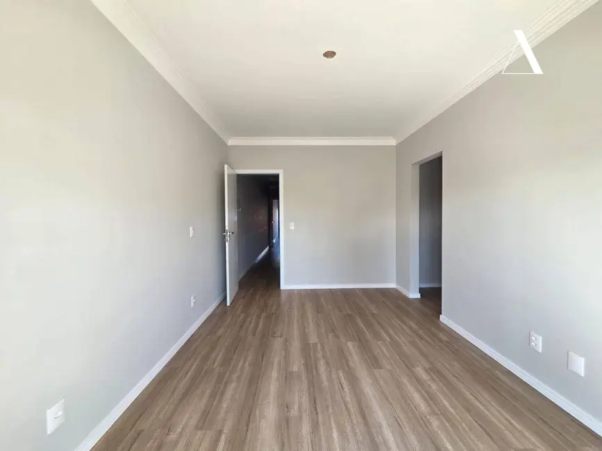 Foto 8 de Casa de Condomínio com 3 quartos à venda, 200m2 em Boa Vista, Joinville - SC