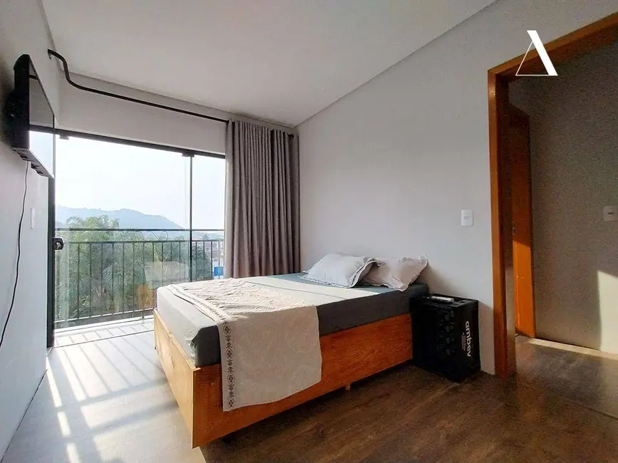 Foto 7 de Apartamento com 2 quartos à venda, 77m2 em Iririú, Joinville - SC