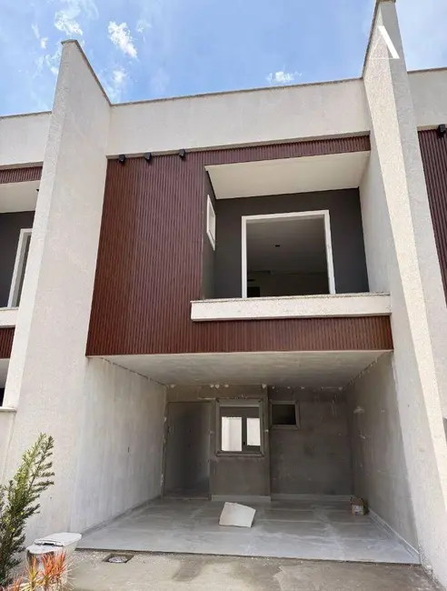 Casa com 3 quartos à venda, 120m2 em Glória, Joinville - SC - imagem 2 Foto 2 de Casa com 3 quartos à venda, 120m2 em Glória, Joinville - SC