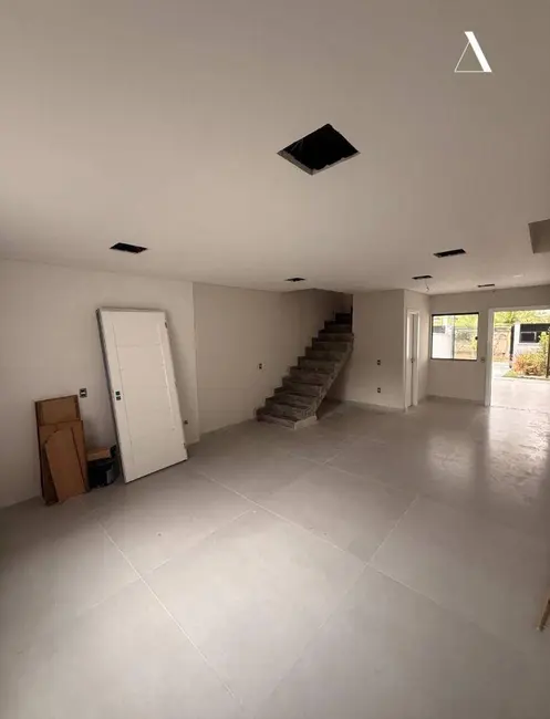 Foto 6 de Casa com 3 quartos à venda, 120m2 em Glória, Joinville - SC