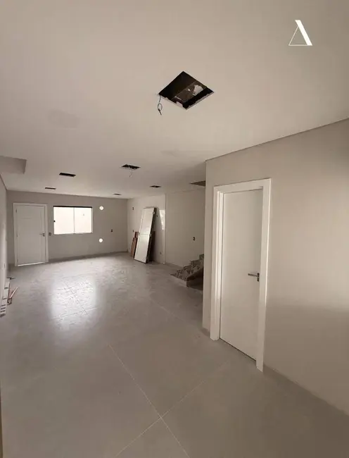 Foto 4 de Casa com 3 quartos à venda, 120m2 em Glória, Joinville - SC