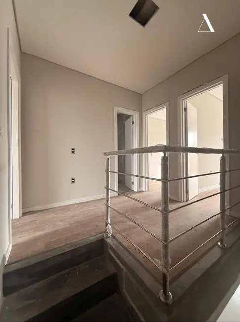 Foto 8 de Casa com 3 quartos à venda, 120m2 em Glória, Joinville - SC