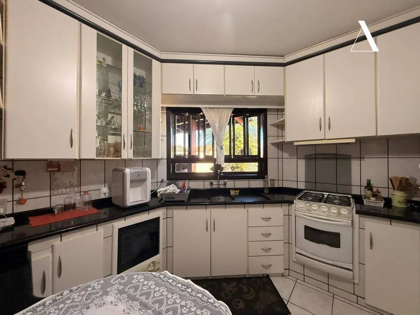 Foto 9 de Casa de Condomínio com 3 quartos à venda, 145m2 em Jardim Iririú, Joinville - SC