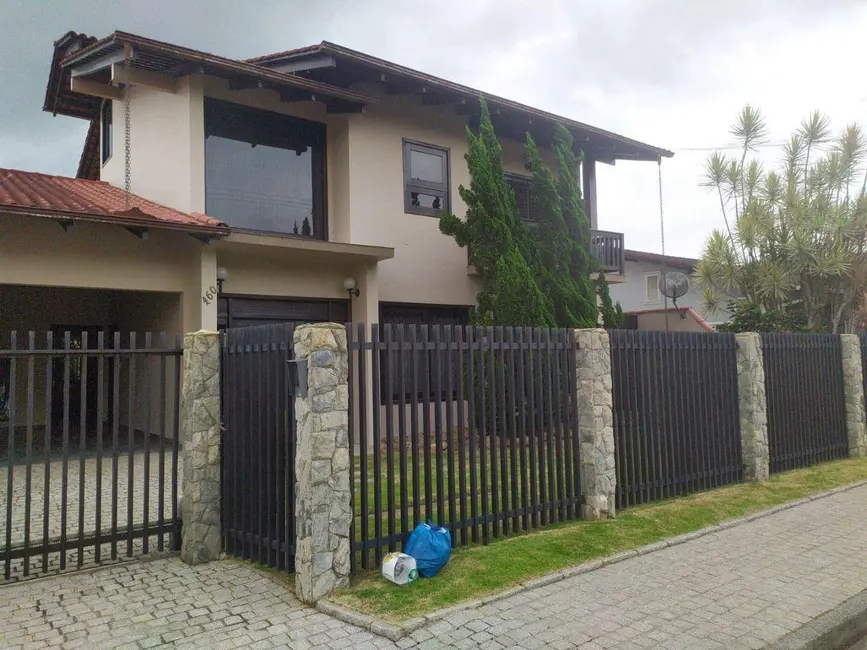 Casa de Condomínio com 3 quartos à venda, 145m2 em Jardim Iririú, Joinville - SC - imagem 1 Foto 1 de Casa de Condomínio com 3 quartos à venda, 145m2 em Jardim Iririú, Joinville - SC