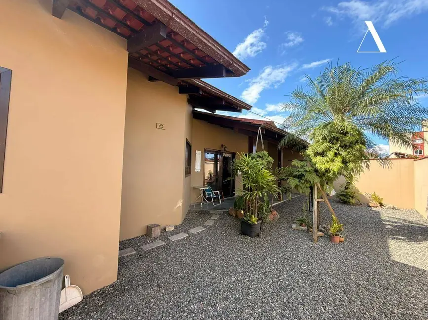 Foto 4 de Casa de Condomínio com 3 quartos à venda, 145m2 em Jardim Iririú, Joinville - SC