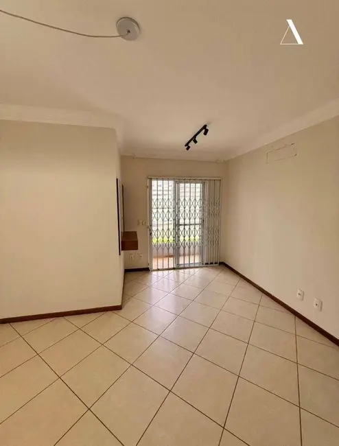 Foto 3 de Apartamento com 3 quartos à venda, 67m2 em Floresta, Joinville - SC