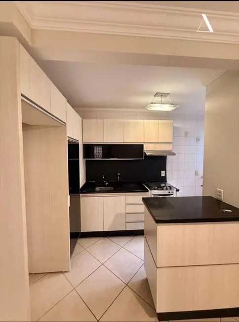 Foto 1 de Apartamento com 3 quartos à venda, 67m2 em Floresta, Joinville - SC