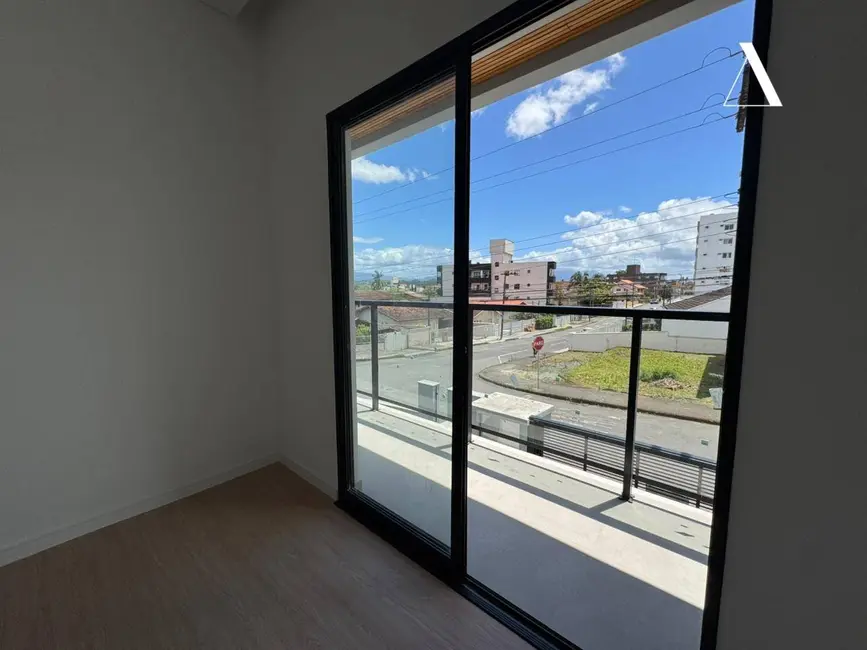 Foto 6 de Casa de Condomínio com 3 quartos à venda, 168m2 em Costa e Silva, Joinville - SC
