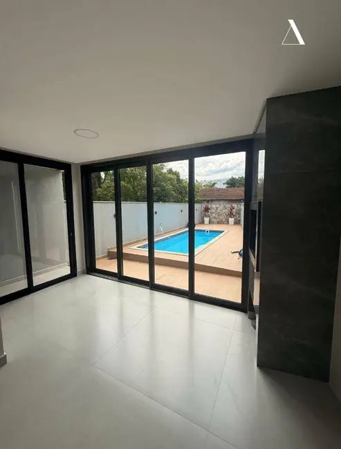 Foto 7 de Casa com 3 quartos à venda, 270m2 em Saguaçu, Joinville - SC