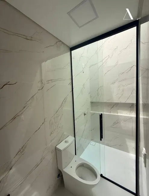 Foto 9 de Casa com 3 quartos à venda, 270m2 em Saguaçu, Joinville - SC