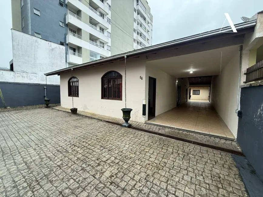 Foto 7 de Casa com 4 quartos à venda, 621m2 em Iririú, Joinville - SC