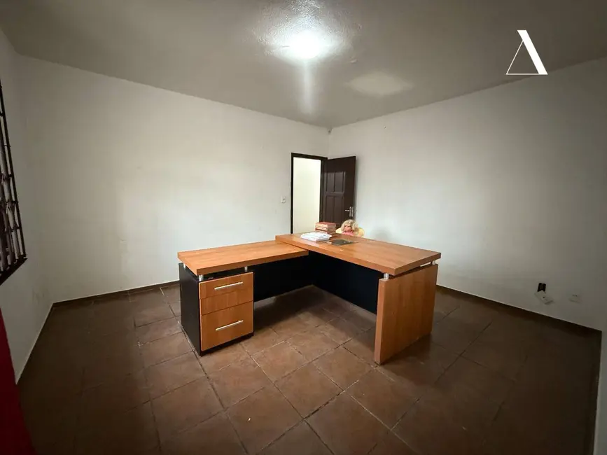 Foto 9 de Casa com 4 quartos à venda, 621m2 em Iririú, Joinville - SC