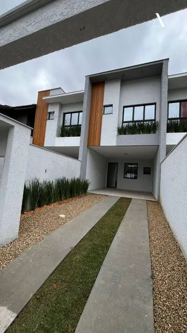 Foto 1 de Casa com 3 quartos à venda, 129m2 em Bom Retiro, Joinville - SC