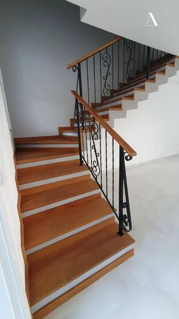 Foto 6 de Casa de Condomínio com 3 quartos à venda, 200m2 em Atiradores, Joinville - SC