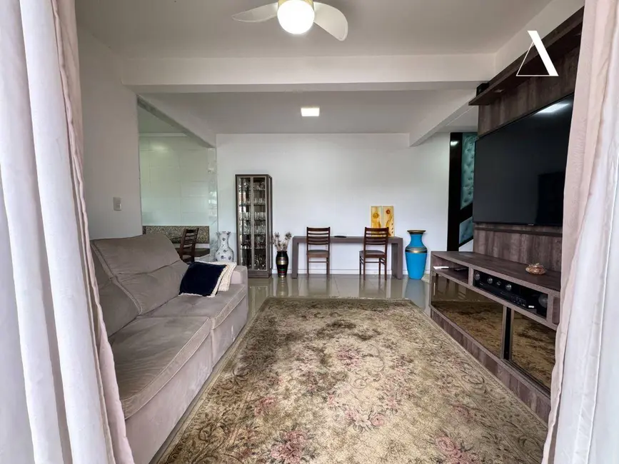 Foto 6 de Casa com 4 quartos à venda, 291m2 em Anita Garibaldi, Joinville - SC