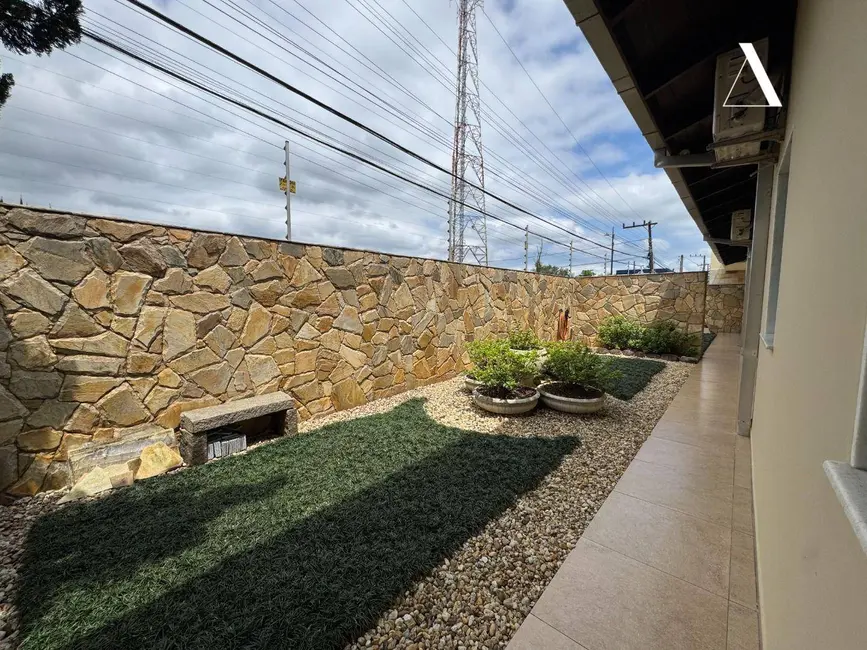 Foto 5 de Casa com 4 quartos à venda, 291m2 em Anita Garibaldi, Joinville - SC