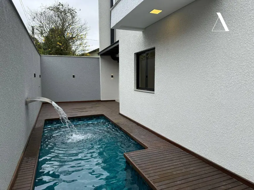 Casa de Condomínio com 3 quartos à venda, 199m2 em América, Joinville - SC - imagem 4 Foto 4 de Casa de Condomínio com 3 quartos à venda, 199m2 em América, Joinville - SC