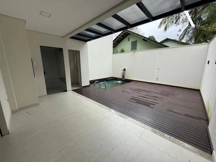 Casa de Condomínio com 3 quartos à venda, 205m2 em América, Joinville - SC - imagem 5 Foto 5 de Casa de Condomínio com 3 quartos à venda, 205m2 em América, Joinville - SC