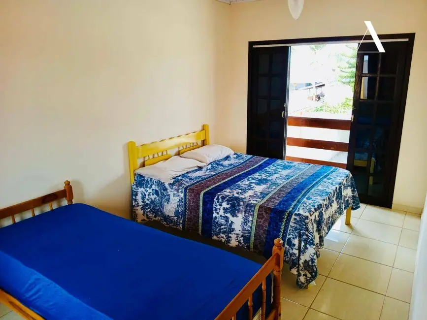 Foto 3 de Casa com 4 quartos à venda, 360m2 em Balneario Barra Do Sul - SC