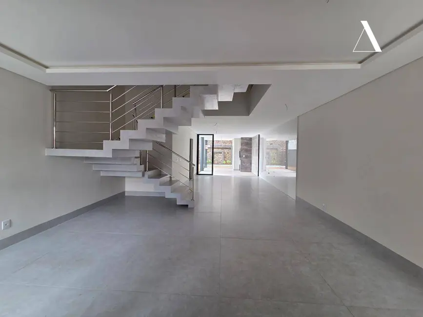 Foto 4 de Casa de Condomínio com 4 quartos à venda, 180m2 em América, Joinville - SC