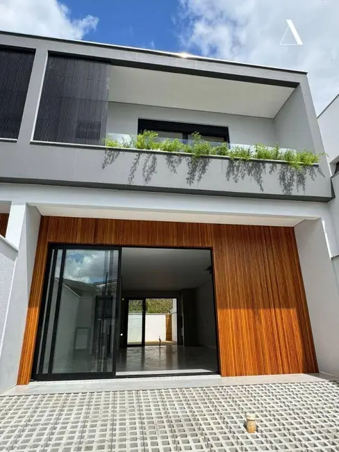 Foto 1 de Casa de Condomínio com 3 quartos à venda, 180m2 em Jardim Sofia, Joinville - SC