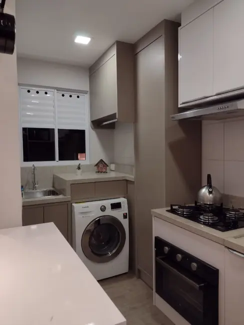 Foto 8 de Apartamento com 2 quartos à venda, 64m2 em Santo Antônio, Joinville - SC