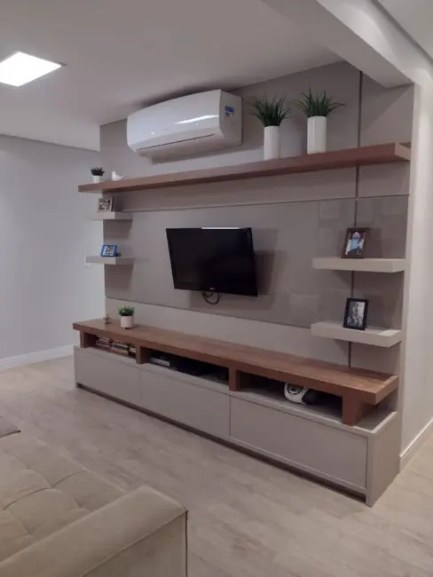 Foto 3 de Apartamento com 2 quartos à venda, 64m2 em Santo Antônio, Joinville - SC