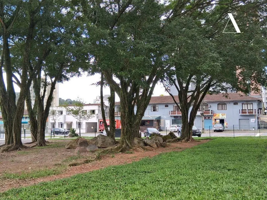 Foto 2 de Sobrado à venda, 585m2 em Anita Garibaldi, Joinville - SC