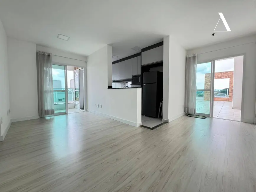 Foto 4 de Cobertura com 3 quartos à venda, 185m2 em Floresta, Joinville - SC