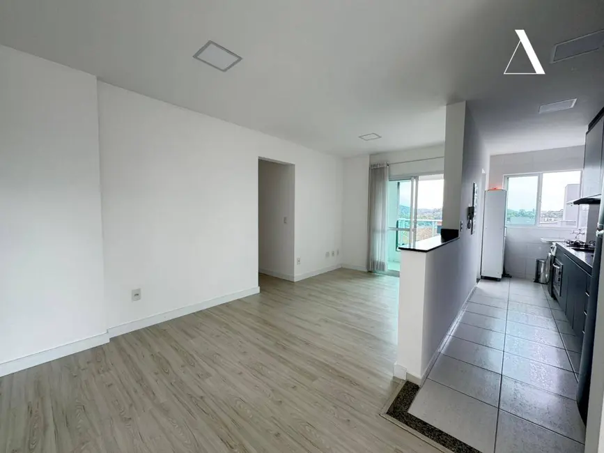 Foto 2 de Cobertura com 3 quartos à venda, 185m2 em Floresta, Joinville - SC