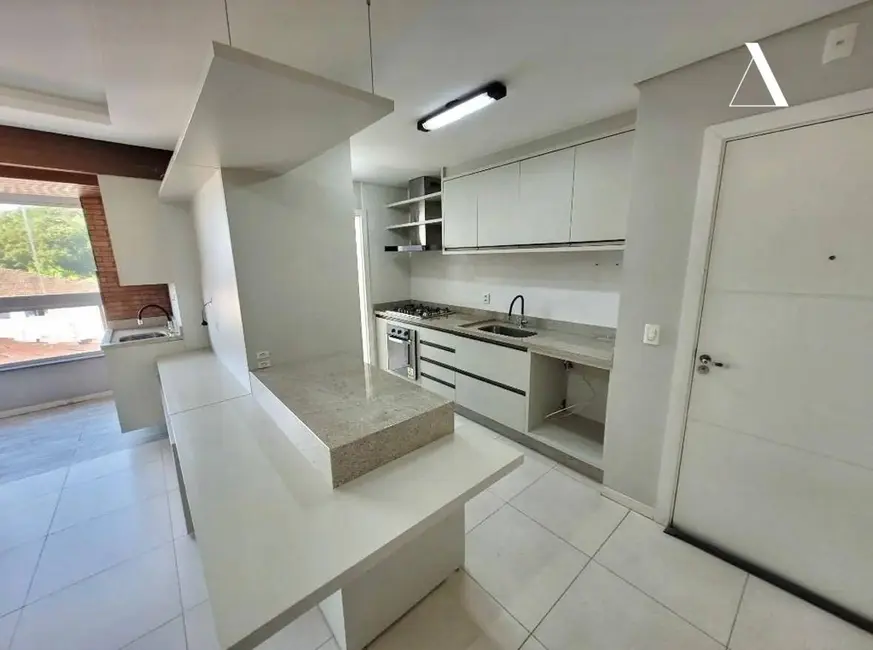Foto 2 de Apartamento com 3 quartos à venda, 84m2 em Bom Retiro, Joinville - SC