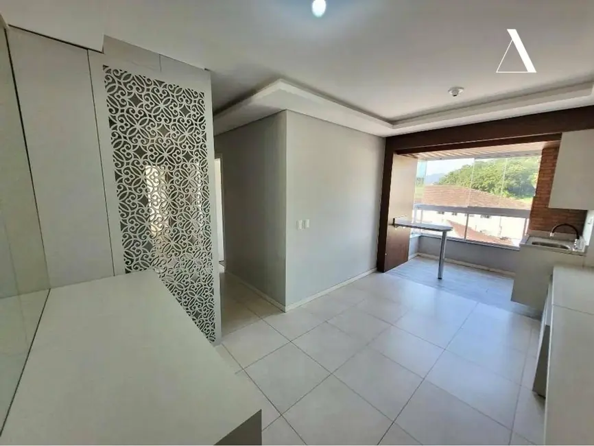 Foto 3 de Apartamento com 3 quartos à venda, 84m2 em Bom Retiro, Joinville - SC