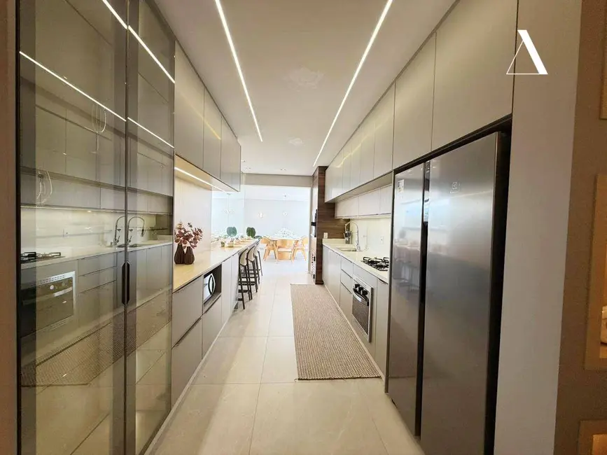 Foto 5 de Apartamento com 3 quartos à venda, 185m2 em Saguaçu, Joinville - SC