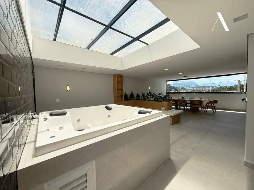 Foto 8 de Apartamento com 3 quartos à venda, 185m2 em Saguaçu, Joinville - SC