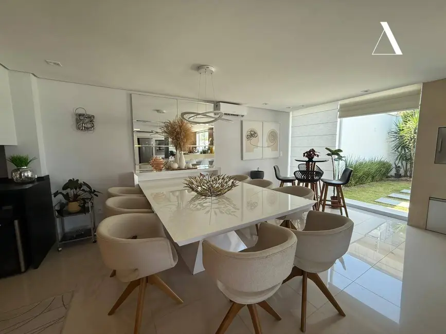 Foto 4 de Casa de Condomínio com 3 quartos à venda, 235m2 em Glória, Joinville - SC