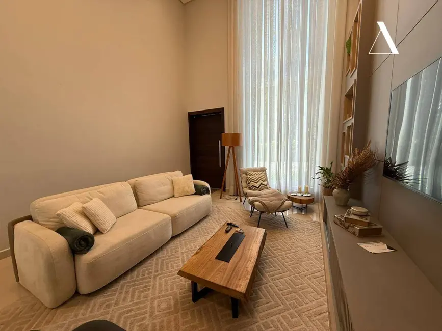 Foto 1 de Casa de Condomínio com 3 quartos à venda, 235m2 em Glória, Joinville - SC