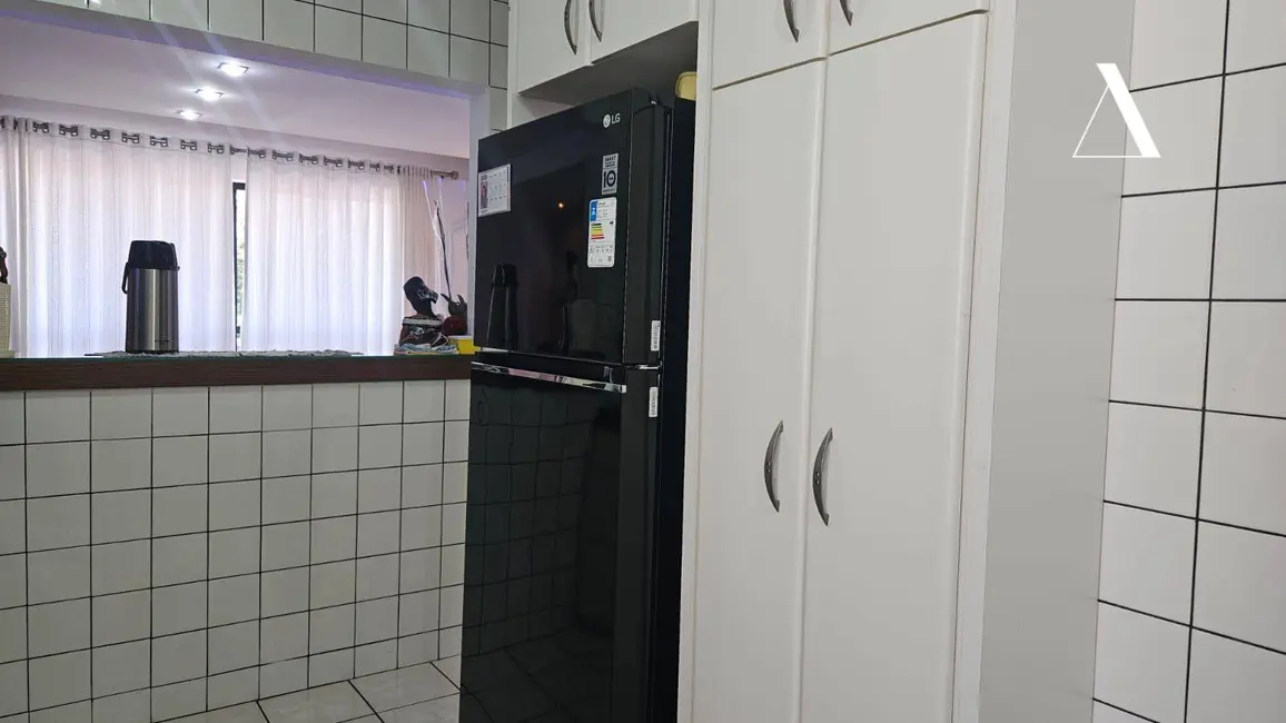 Foto 9 de Apartamento com 3 quartos à venda, 107m2 em Iririú, Joinville - SC