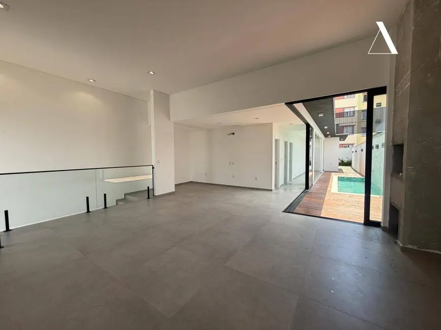 Foto 4 de Casa de Condomínio com 3 quartos à venda, 279m2 em América, Joinville - SC