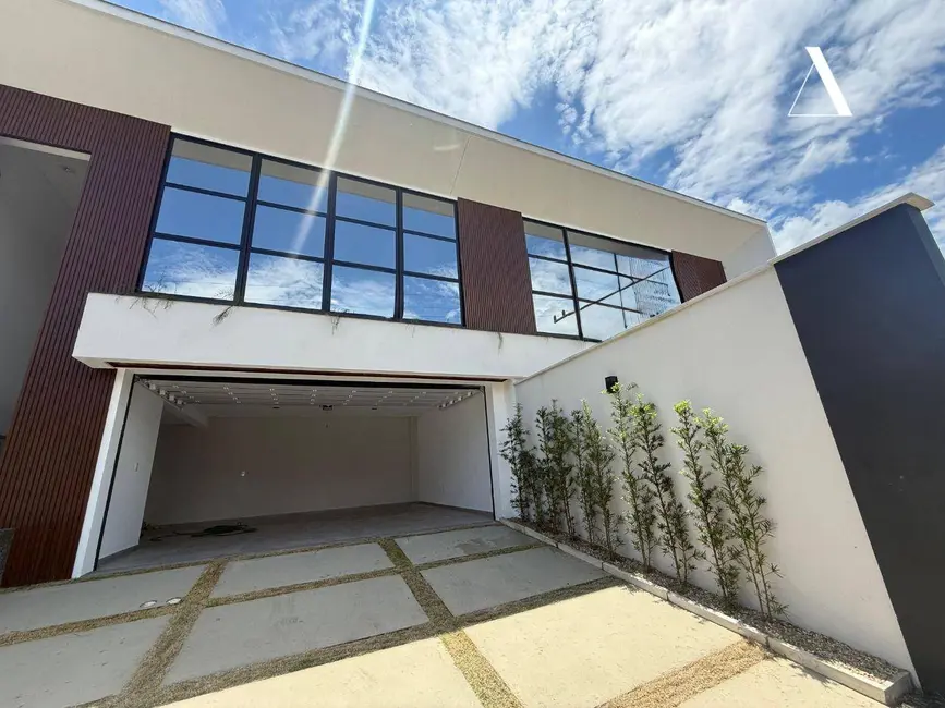 Foto 1 de Casa de Condomínio com 3 quartos à venda, 279m2 em América, Joinville - SC