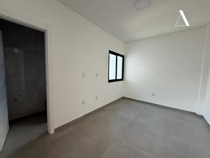 Foto 7 de Casa de Condomínio com 3 quartos à venda, 279m2 em América, Joinville - SC