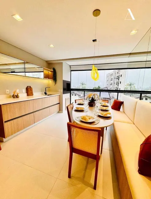 Foto 1 de Apartamento com 2 quartos à venda, 76m2 em Bom Retiro, Joinville - SC