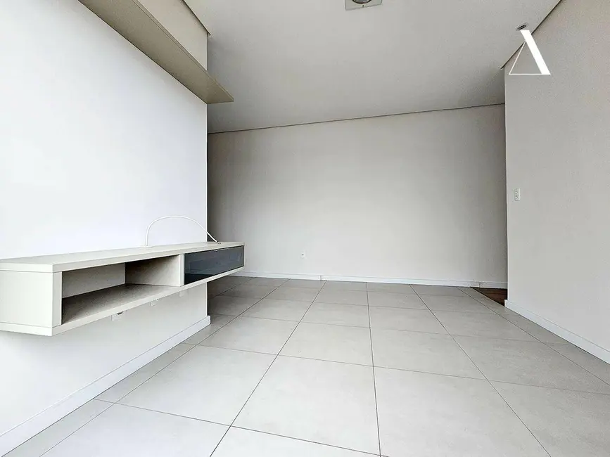 Foto 6 de Apartamento com 2 quartos à venda, 94m2 em Saguaçu, Joinville - SC