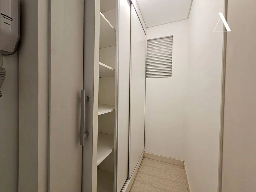 Foto 9 de Apartamento com 3 quartos à venda, 267m2 em Atiradores, Joinville - SC